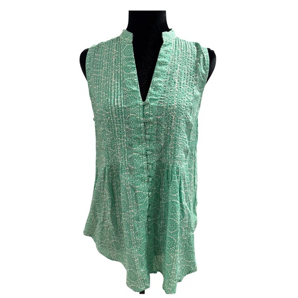 Anthropologie Maeve Tops - Green White Geometric Medallion Print Sleeveless Pintuck Button Front Tunic Top